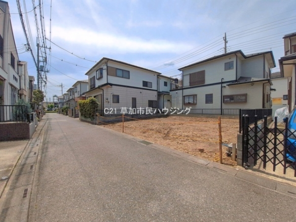 草加市手代2丁目　売地　8期