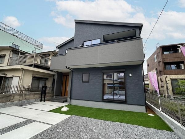 八潮市大曽根　新築一戸建て