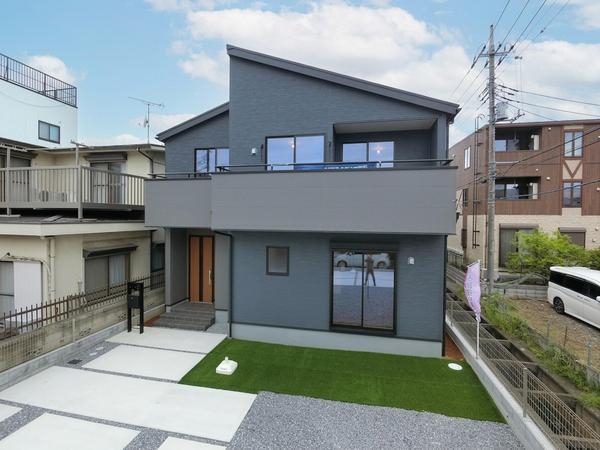 八潮市大曽根　新築一戸建て