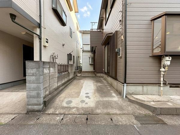 草加市八幡町　中古一戸建て