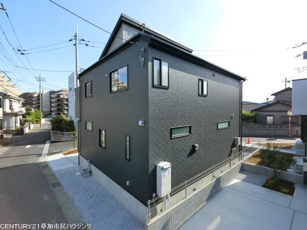 草加市新里町　新築一戸建て　4期7号棟