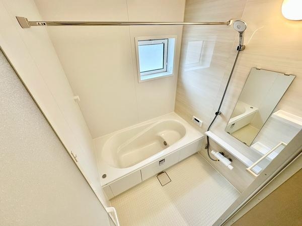 草加市新里町　新築一戸建て　4期1号棟