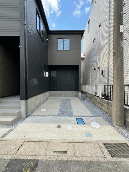 草加市花栗2丁目　新築一戸建て　3期