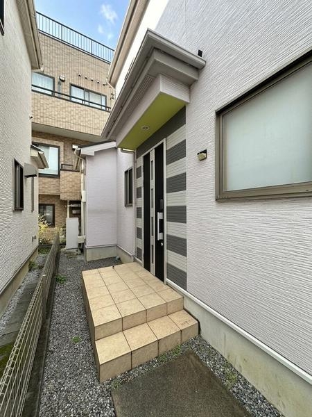 草加市谷塚仲町　中古一戸建て
