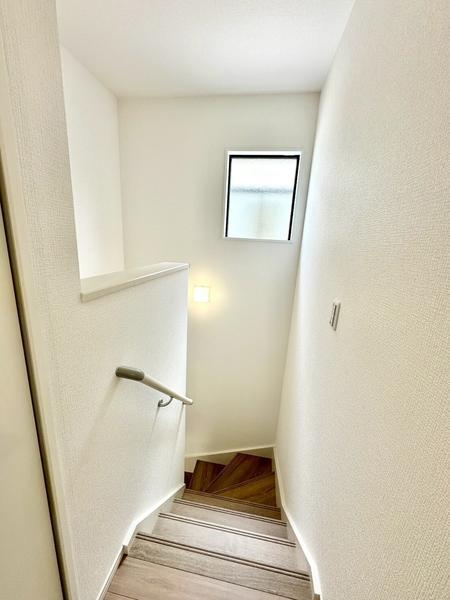 草加市青柳8丁目　新築一戸建て　9期1号棟