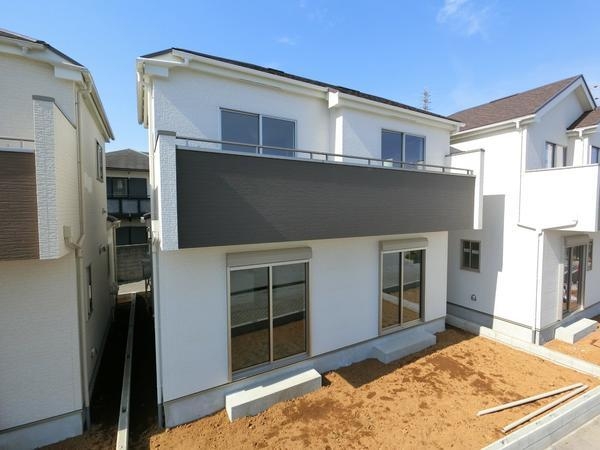 草加市谷塚仲町　新築一戸建て　E号棟