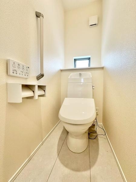 草加市谷塚仲町　新築一戸建て　B号棟