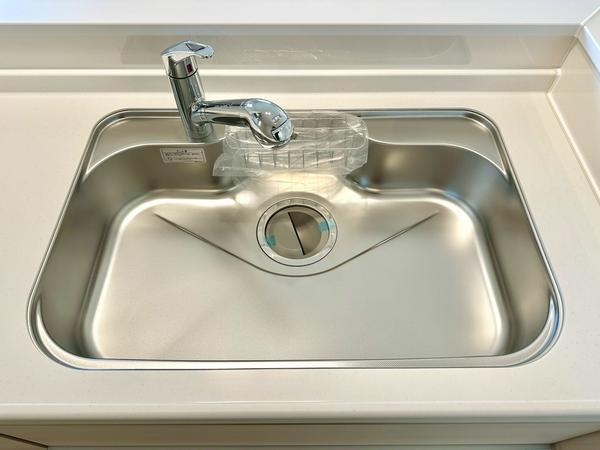 草加市谷塚仲町　新築一戸建て　A号棟