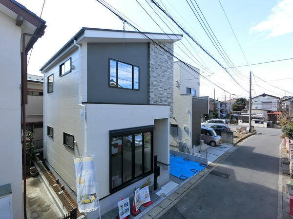 草加市苗塚町　新築一戸建て　2期
