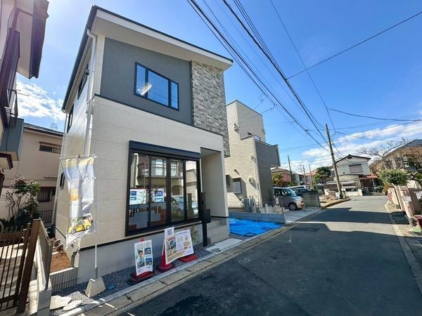 草加市苗塚町　新築一戸建て　2期