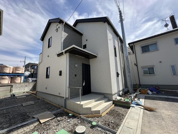 八潮市大字二丁目　新築一戸建て　E号棟