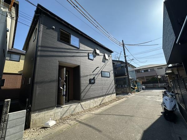 草加市清門3丁目　新築一戸建て
