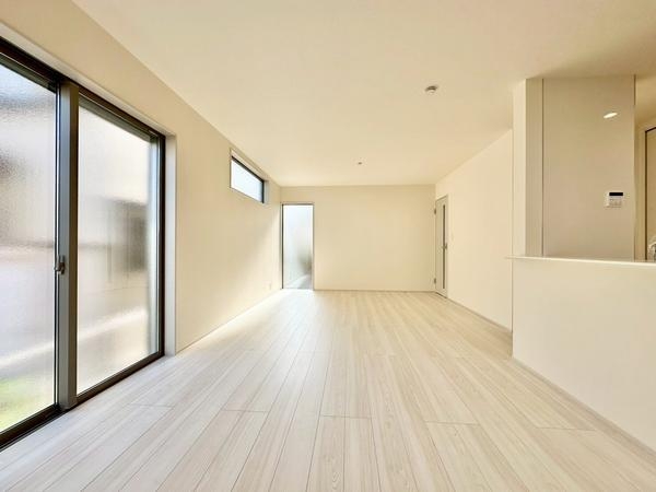 草加市金明町　新築一戸建て