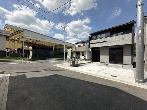 草加市新善町　新築一戸建て　2号棟