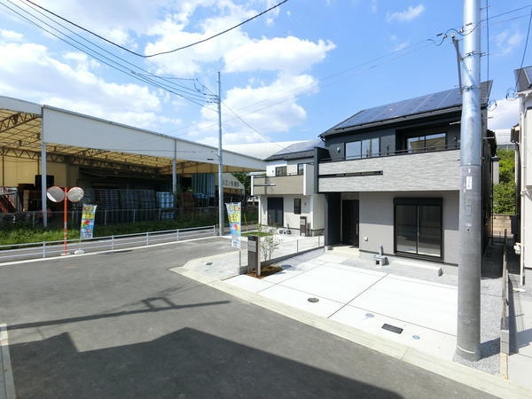 草加市新善町　新築一戸建て　2号棟