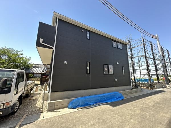 八潮市南川崎　新築一戸建て　第15　2号棟