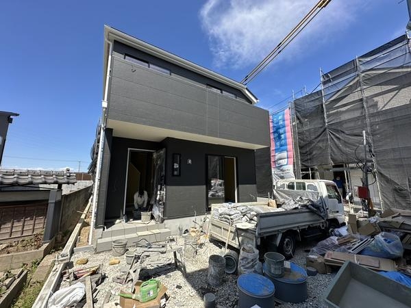 八潮市南川崎　新築一戸建て　第15　2号棟