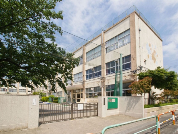 足立区西伊興１丁目の土地(西伊興小学校)