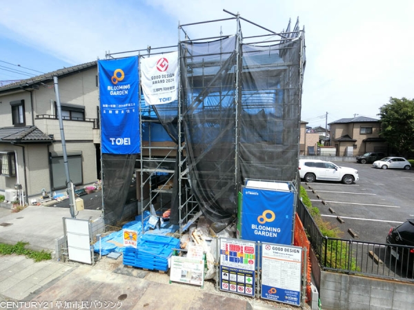 草加市青柳8丁目　新築一戸建て