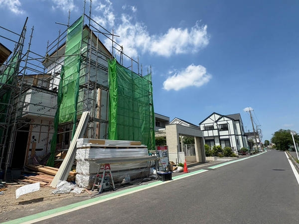 草加市手代1丁目　新築一戸建て　7期1号棟