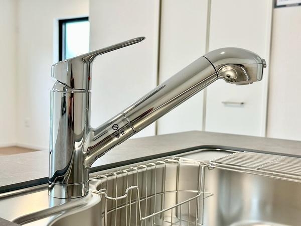 草加市手代1丁目　新築一戸建て　7期3号棟