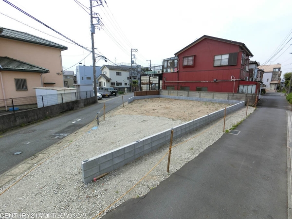 草加市青柳2丁目　新築一戸建て　32期