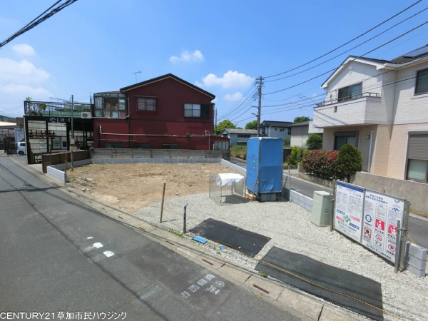 草加市青柳2丁目　新築一戸建て　32期
