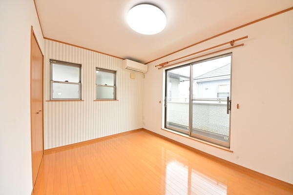 八潮市八潮３丁目の中古一戸建て