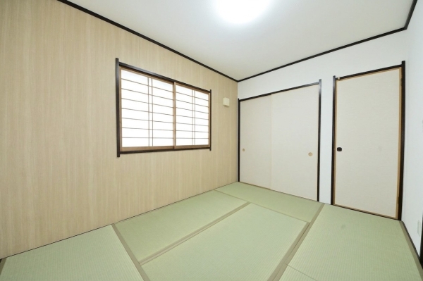 八潮市八潮３丁目の中古一戸建て