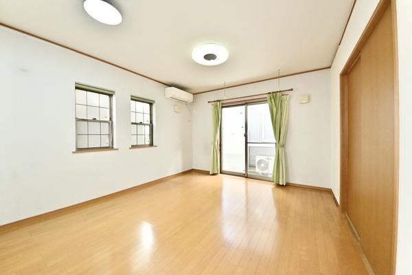 八潮市八潮3丁目　中古一戸建て