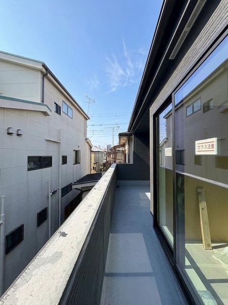 草加市中根3丁目　新築一戸建て　3期