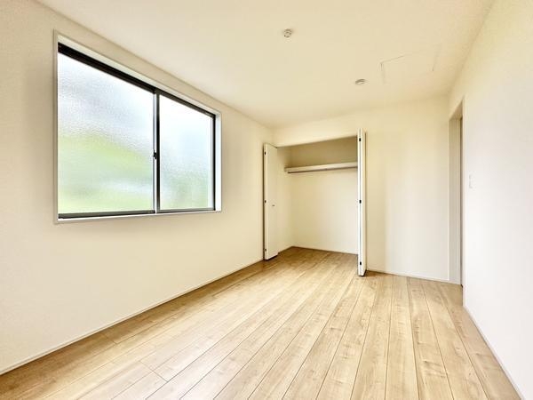 八潮市八潮6丁目　新築一戸建て　5期2号棟