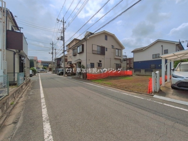 八潮市中央３丁目の土地