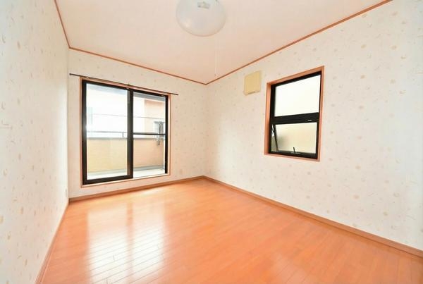 草加市西町の中古一戸建て