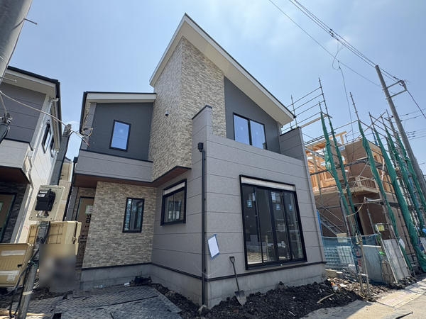 草加市吉町2丁目　新築一戸建て　8期6号棟