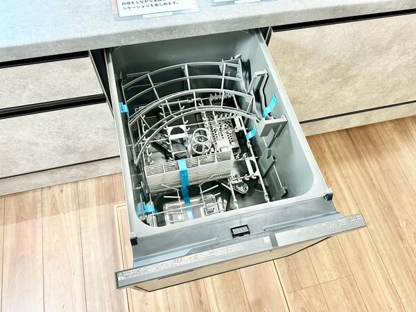 草加市吉町2丁目　新築一戸建て　8期4号棟