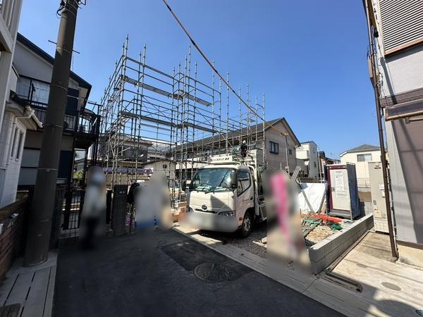 草加市旭町5丁目　新築一戸建て