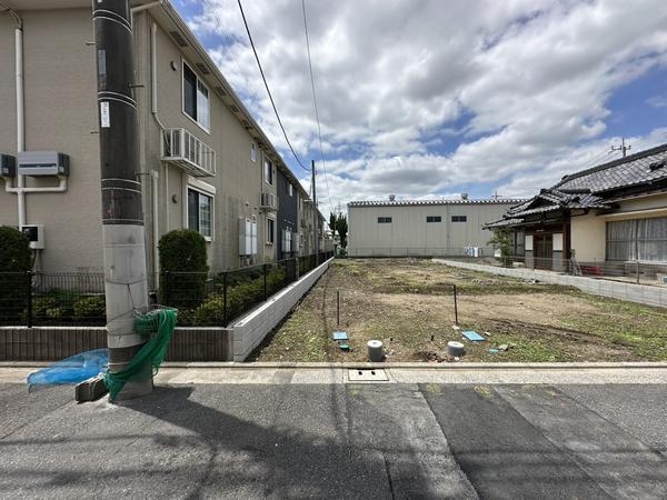 八潮市鶴ケ曽根　新築一戸建て　B号棟
