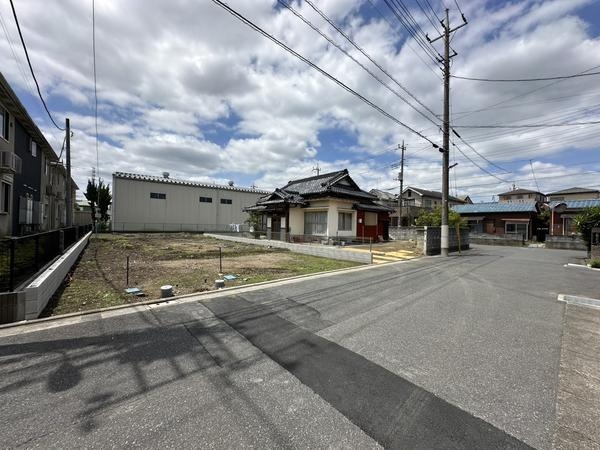 八潮市鶴ケ曽根　新築一戸建て　B号棟