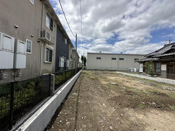 八潮市鶴ケ曽根　新築一戸建て　B号棟