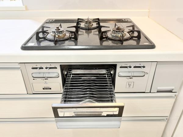 草加市稲荷４丁目の中古一戸建て