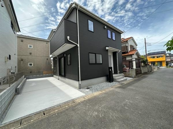 草加市苗塚町　新築一戸建て　03期