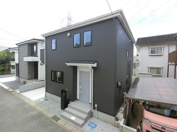 草加市苗塚町　新築一戸建て　03期