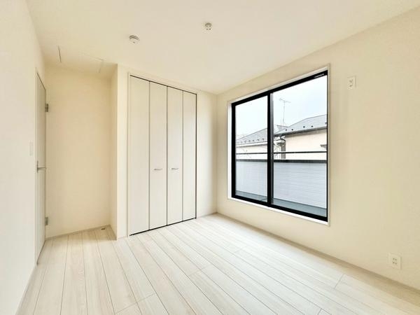 草加市青柳3丁目　新築一戸建て