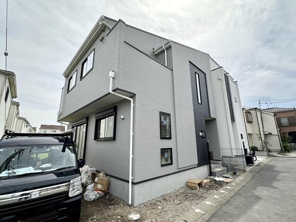 草加市新里町　新築一戸建て　II