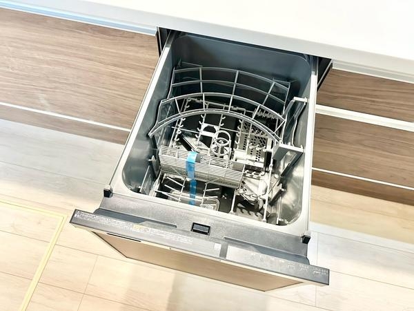 草加市氷川町　新築一戸建て　D号棟