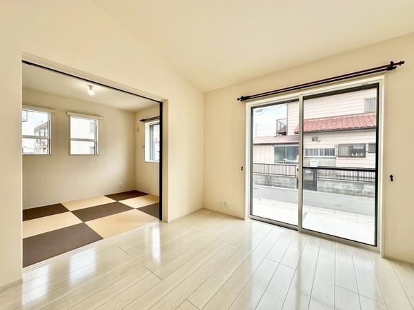 草加市新里町の中古一戸建て