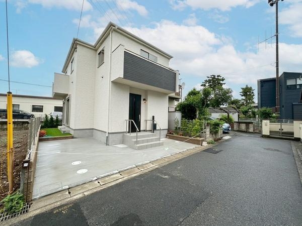 草加市新里町　新築一戸建て