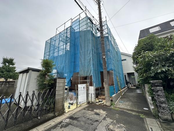 草加市新里町　新築一戸建て