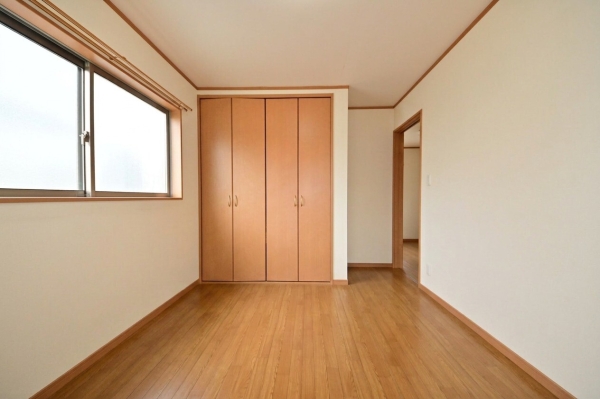 草加市青柳３丁目の中古一戸建て